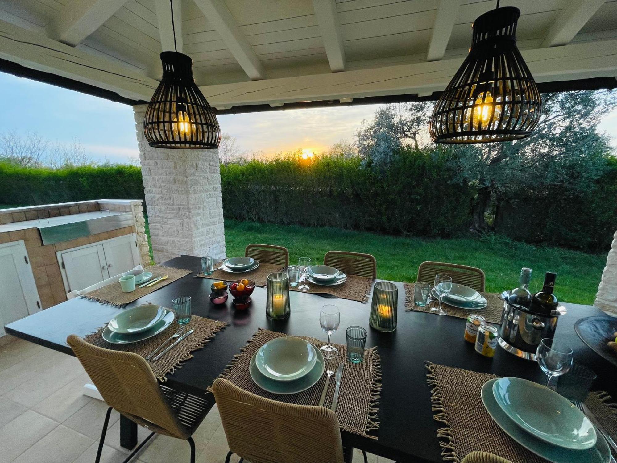 Luxury Villa In Istria - 9,000 Sqm Private Estate With Pool & Sauna, 15 Min To Sea, Near Fazana, 3 Bedrooms Jursici Экстерьер фото