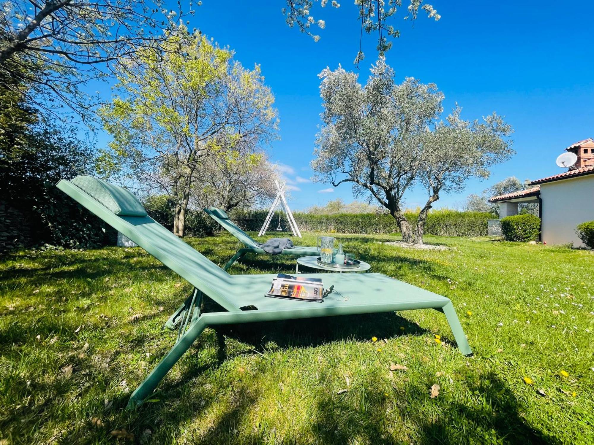 Luxury Villa In Istria - 9,000 Sqm Private Estate With Pool & Sauna, 15 Min To Sea, Near Fazana, 3 Bedrooms Jursici Экстерьер фото